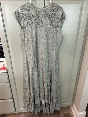 Mia Joy by Joyfolie Lace Fit-and-Flare Maxi Dress in Light Gray blue
